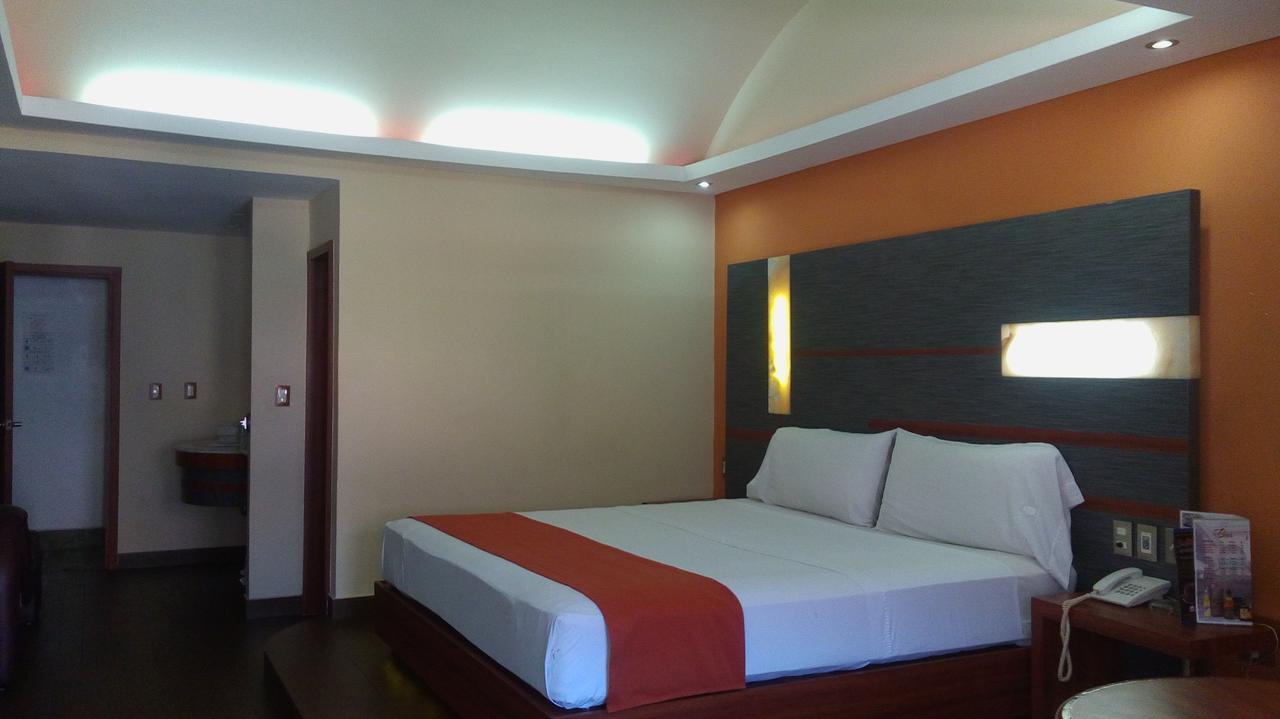 Autohotel Villamagna วิลลาเฮอโมซา ภายนอก รูปภาพ
