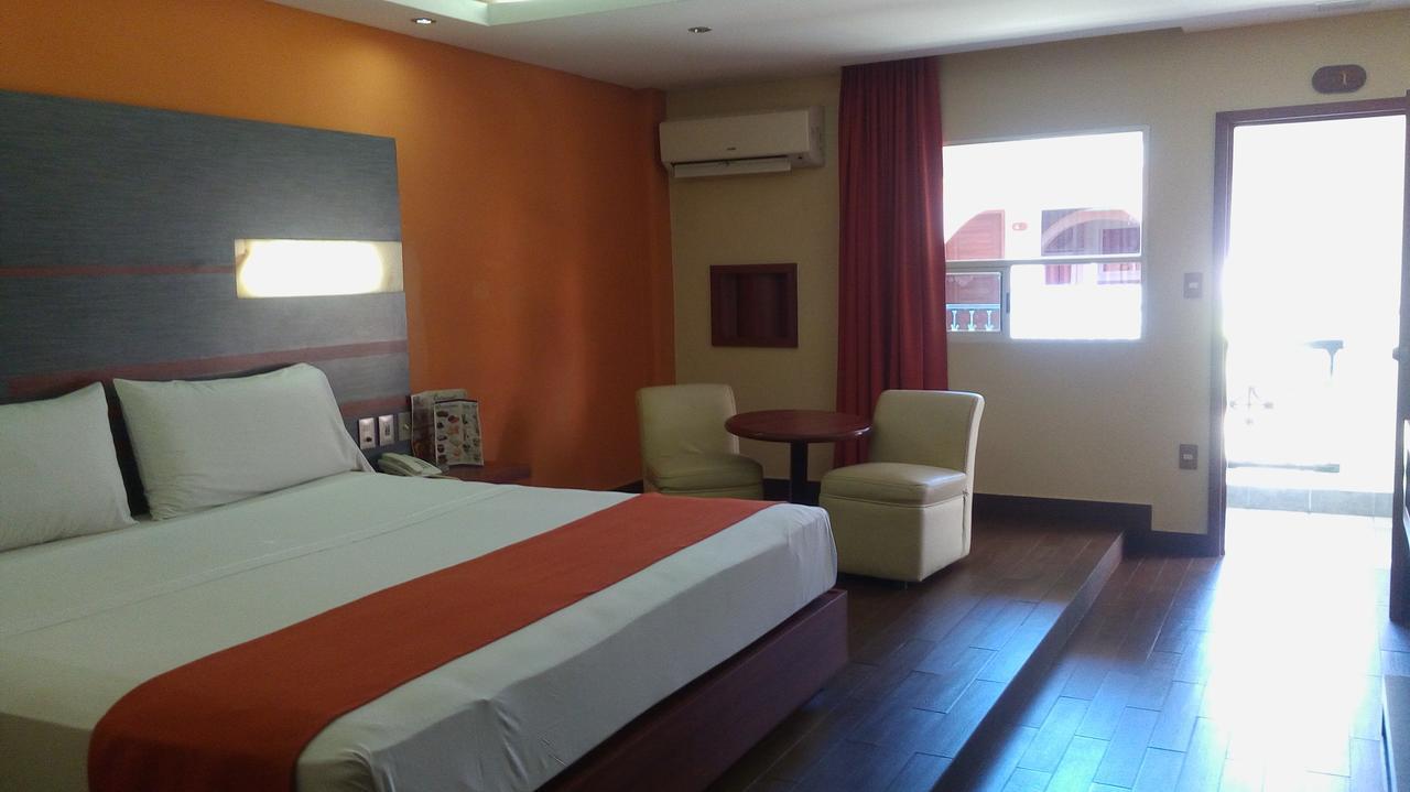 Autohotel Villamagna วิลลาเฮอโมซา ภายนอก รูปภาพ